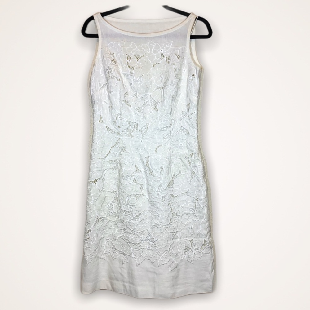 [ Ann Taylor ] Floral Embroidered Dress